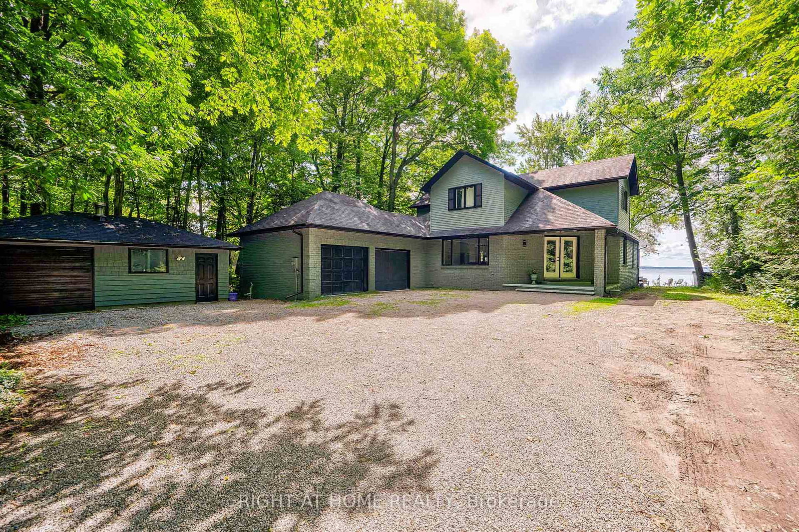 317-riverside-drive-kawartha-lakes-ontario-x13485234