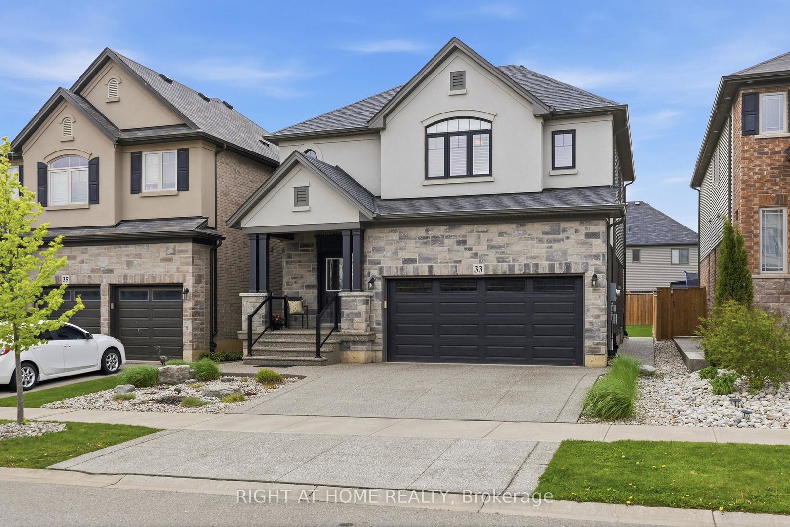 33-vic-chambers-place-brant-ontario-x13485256