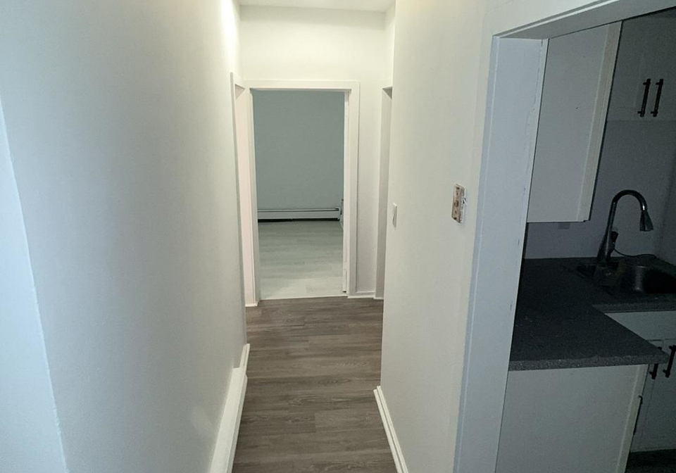 1381-hwy-8-highway-cambridge-ontario-x13485416