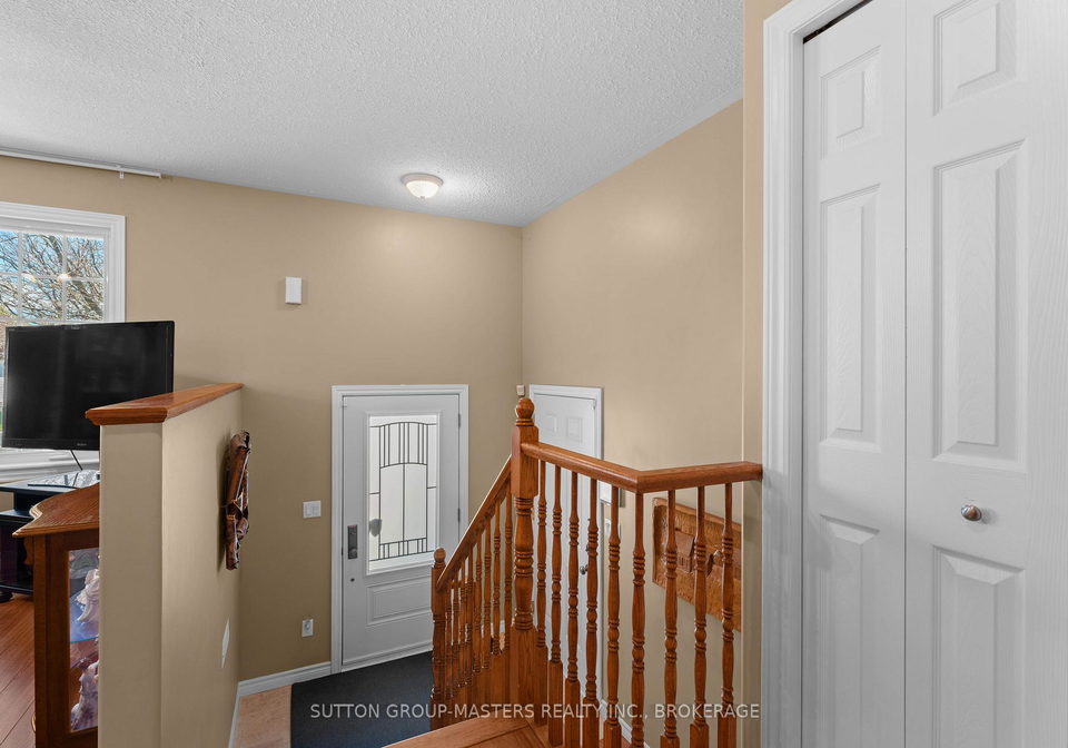 186-kildare-avenue-loyalist-ontario-x13485680