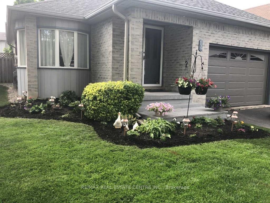 14-amblecote-place-hamilton-ontario-x13485862