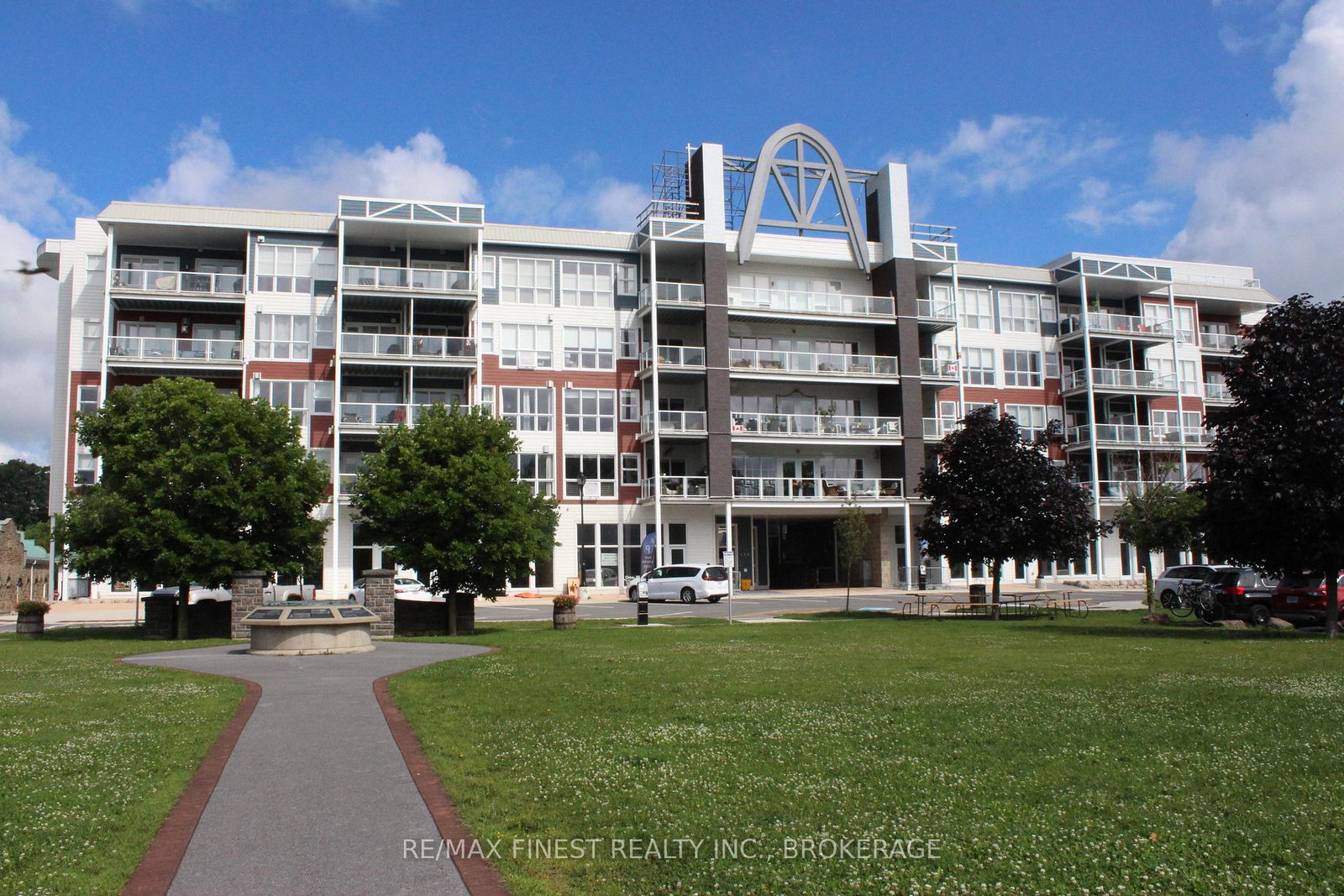 130-water-street-gananoque-ontario-x13485910