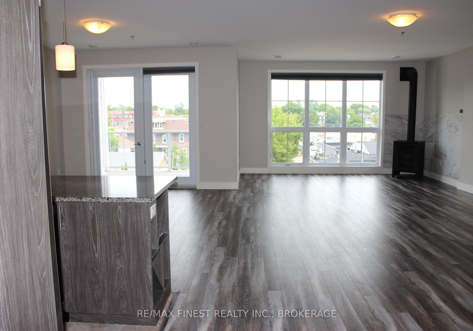 130-water-street-gananoque-ontario-x13485910