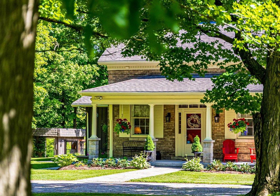 1048-regional-road-97-hamilton-ontario-x13486006
