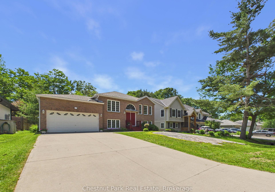 525-lorne-street-gravenhurst-ontario-x13486014