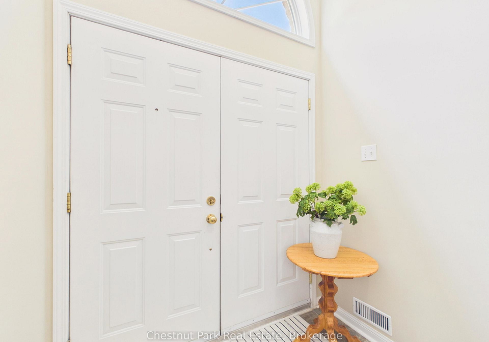 525-lorne-street-gravenhurst-ontario-x13486014