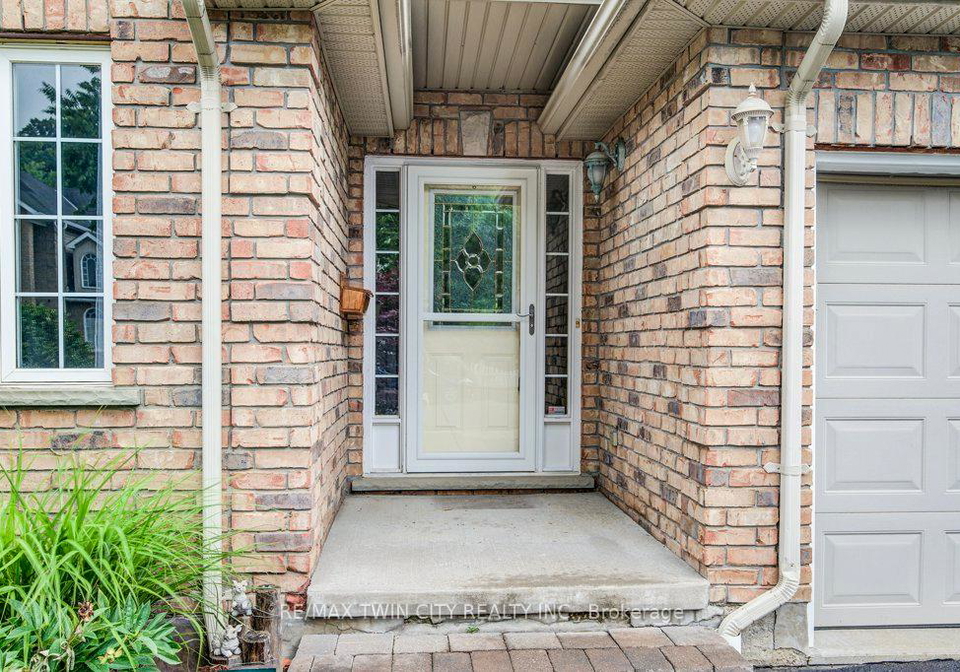 670-salzburg-drive-waterloo-ontario-x13486026