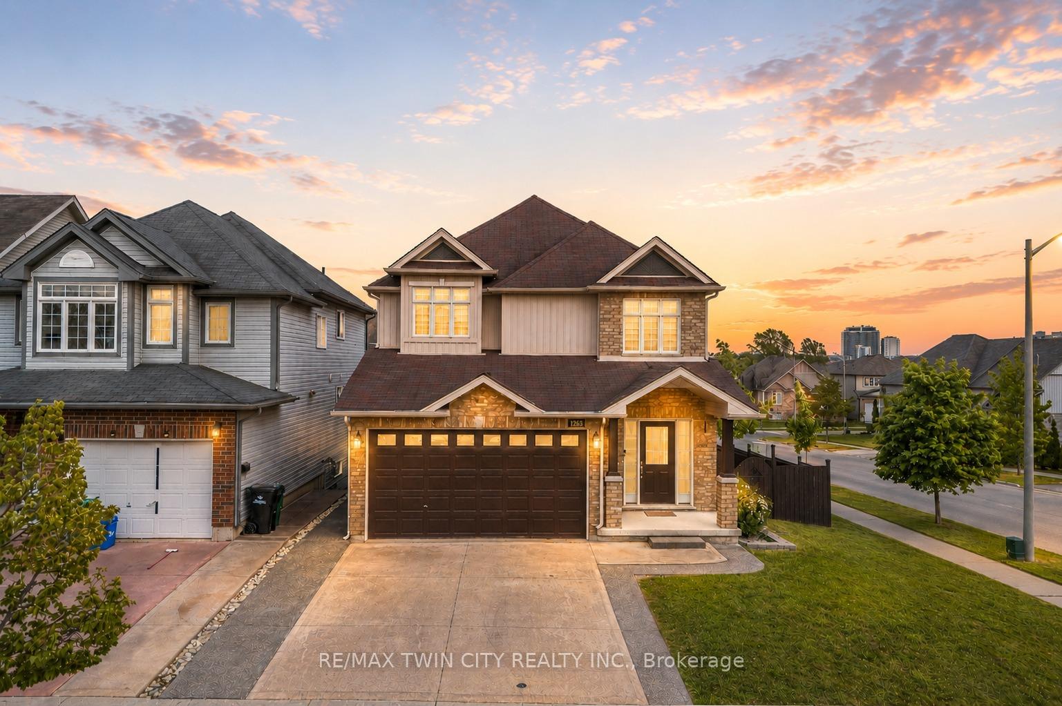 1263-countrystone-drive-kitchener-ontario-x13486060