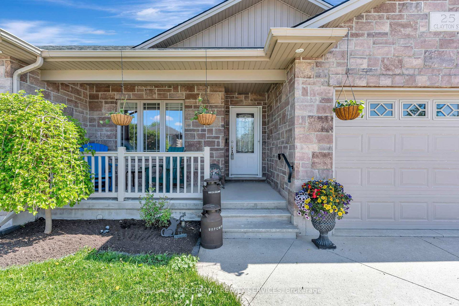 25-clayton-street-west-perth-ontario-x13486186