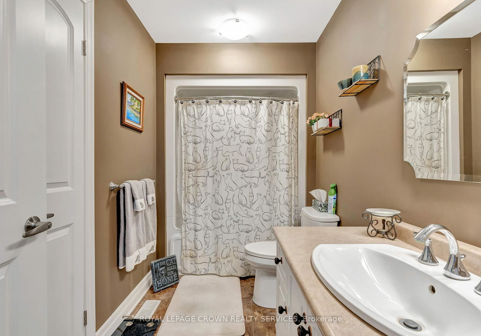 25-clayton-street-west-perth-ontario-x13486186