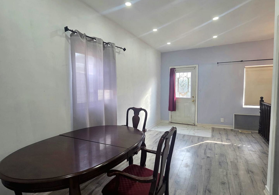 24-boullee-street-london-east-ontario-x13486404