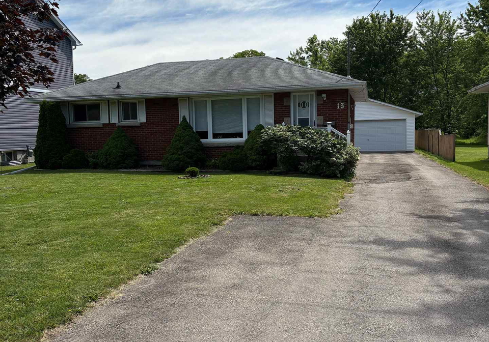 13-bosnich-avenue-welland-ontario-x13486680