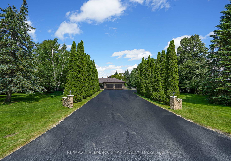877065-fifth-line-mulmur-ontario-x13486696