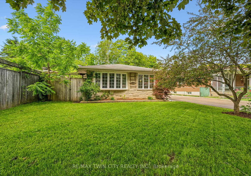 107-queenston-drive-kitchener-ontario-x13486790