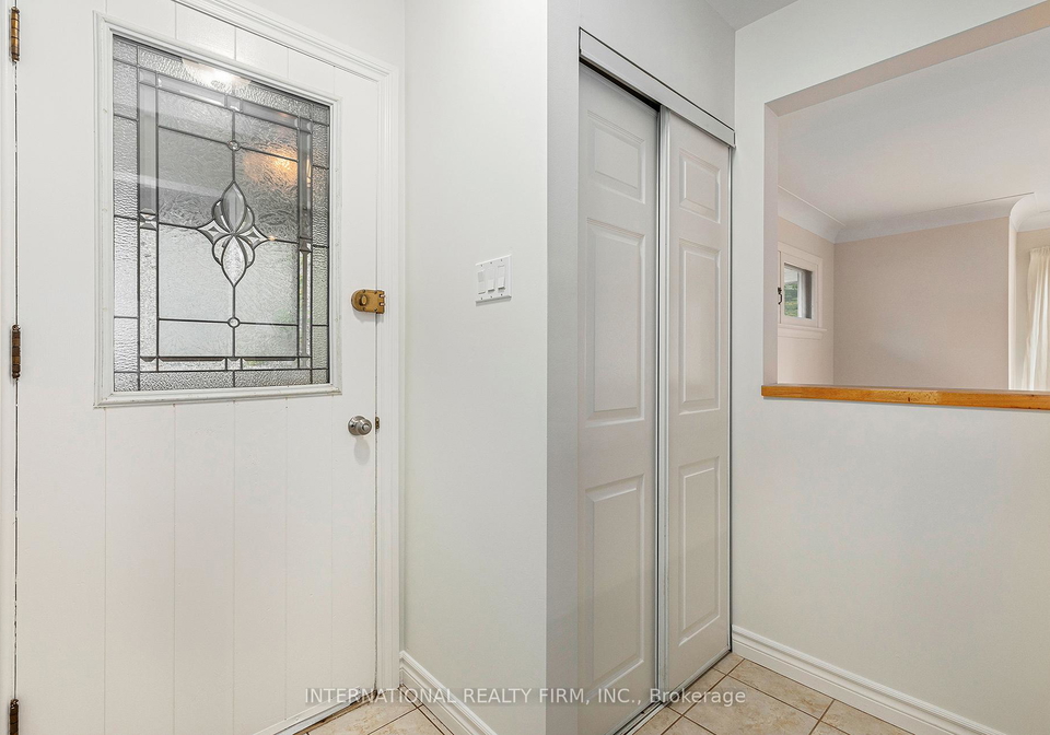 323-lanark-avenue-n-ottawa-ontario-x13486808
