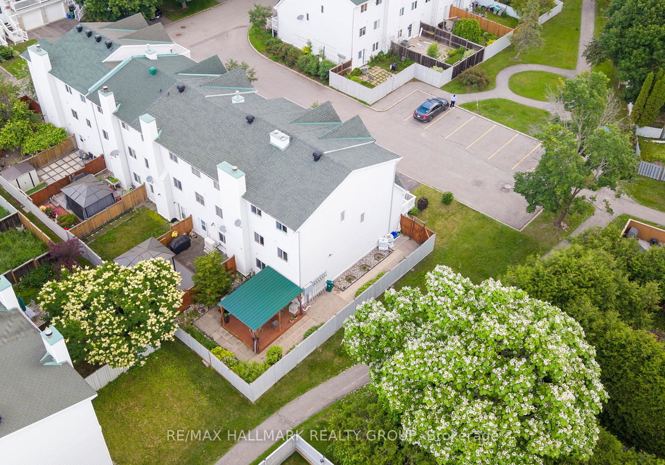 25-castlegreen-private-ottawa-ontario-x13486946