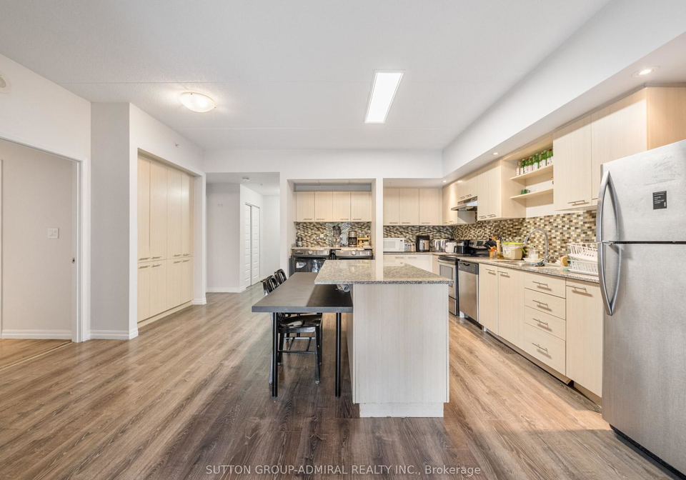 8-hickory-street-w-waterloo-ontario-x13486974