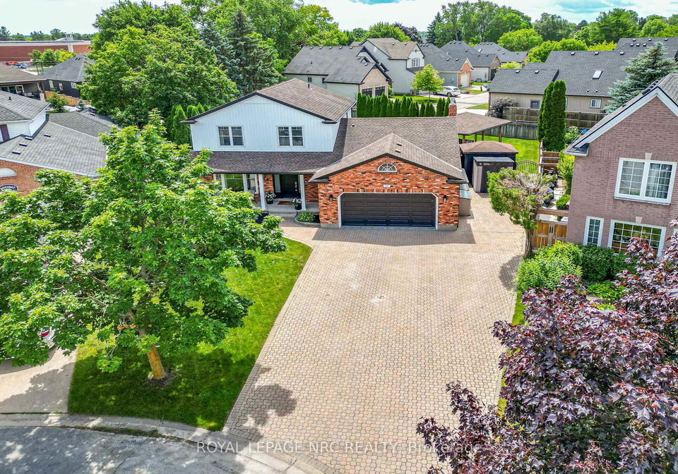 14-hearth-court-niagara-on-the-lake-ontario-x13487158
