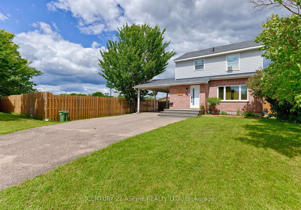 2a-selkirk-street-petawawa-ontario-x13487404