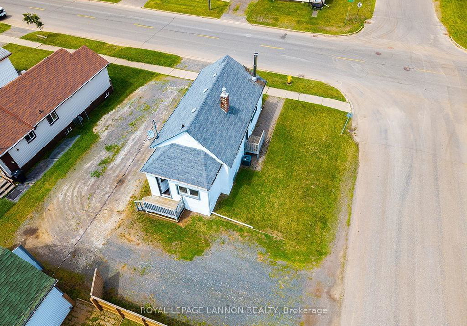 600-mary-st-w-thunder-bay-ontario-x13487672