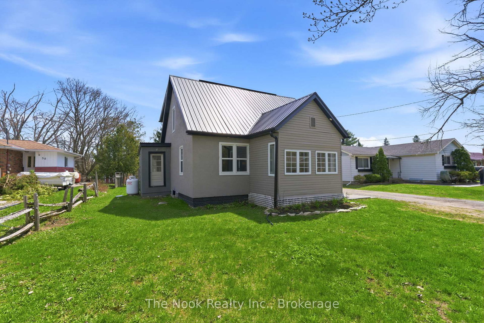 54-clifton-street-kawartha-lakes-ontario-x13487690