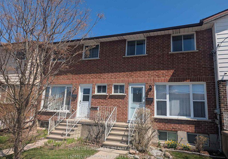 2addington-street-loyalist-ontario-x13487712