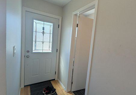 2addington-street-loyalist-ontario-x13487712