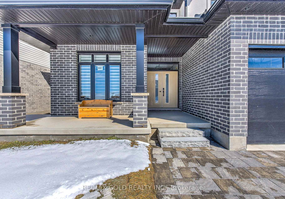 944-trailsway-avenue-london-south-ontario-x13487722