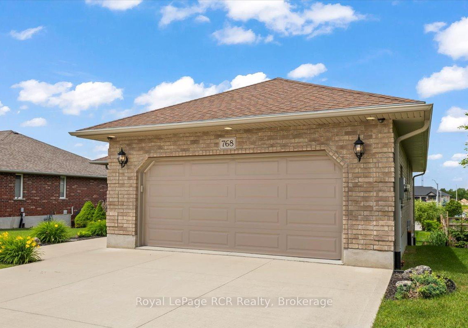 768-16th-street-hanover-ontario-x13488194