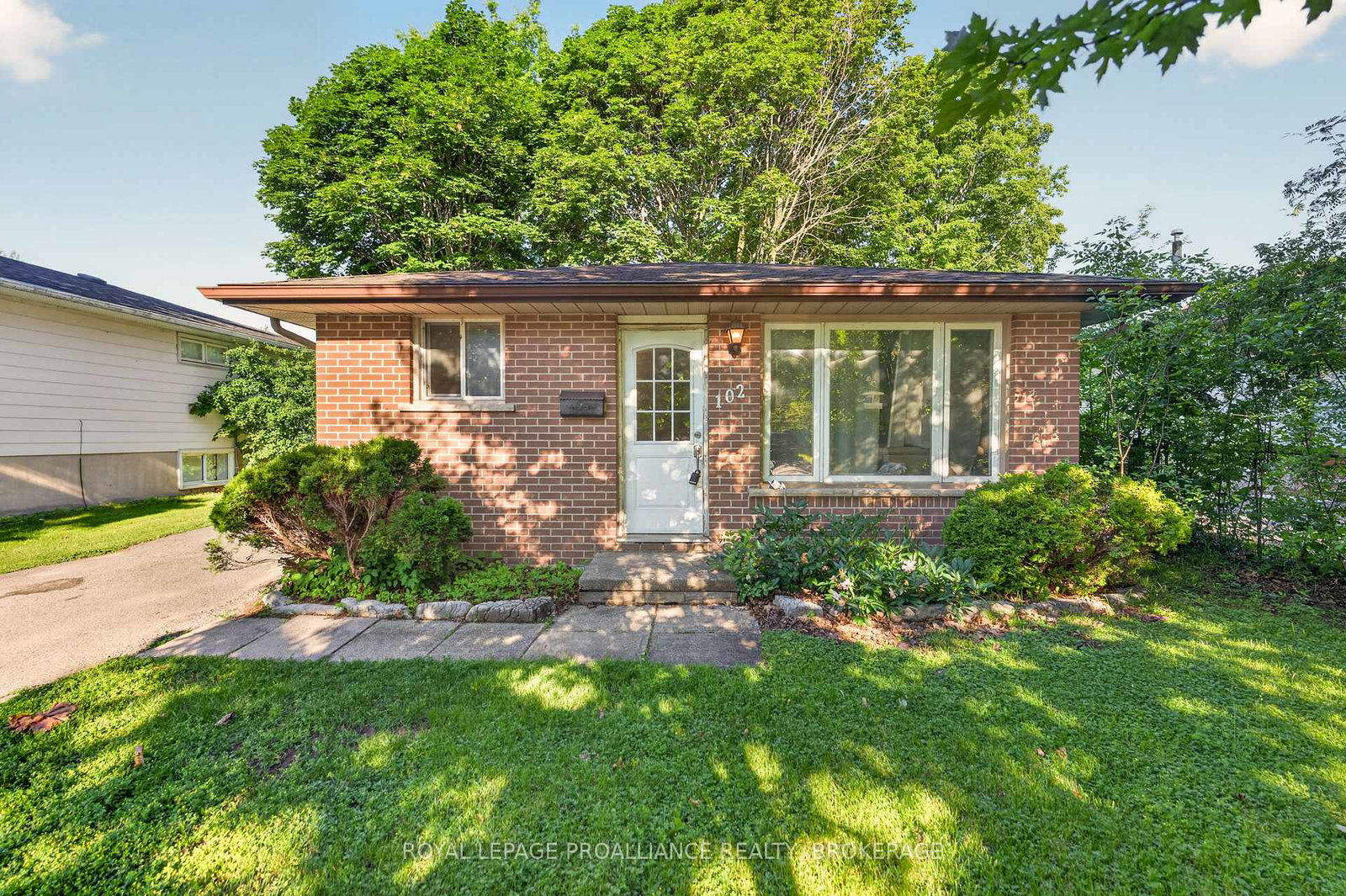 102-calderwood-drive-kingston-ontario-x13488228