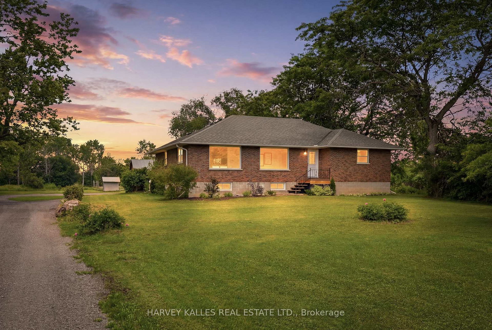 511-county-road-8-prince-edward-county-ontario-x13488462