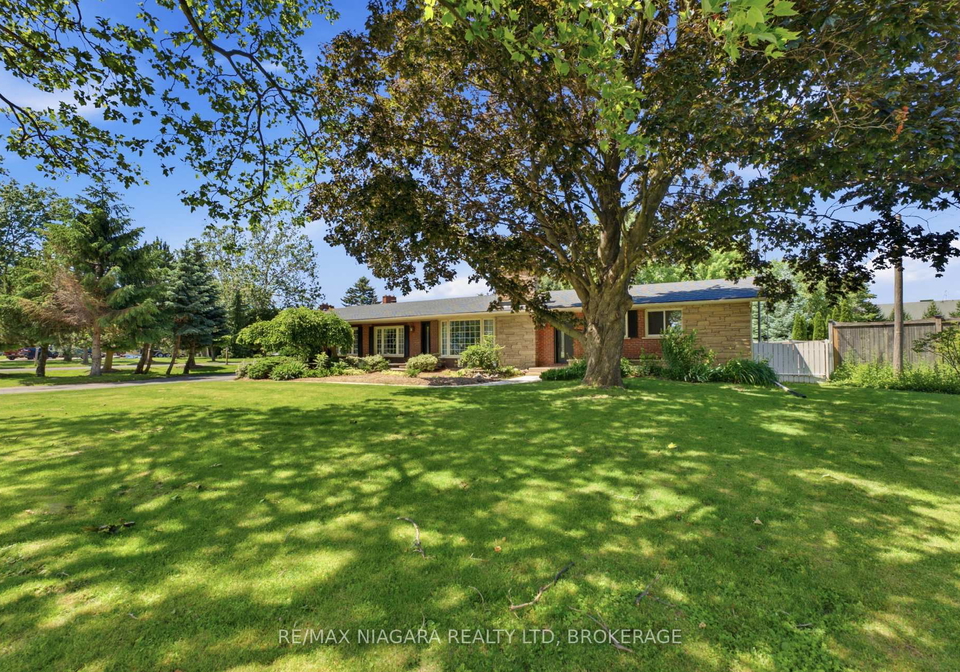 1042-lakeshore-road-w-st-catharines-ontario-x13488554