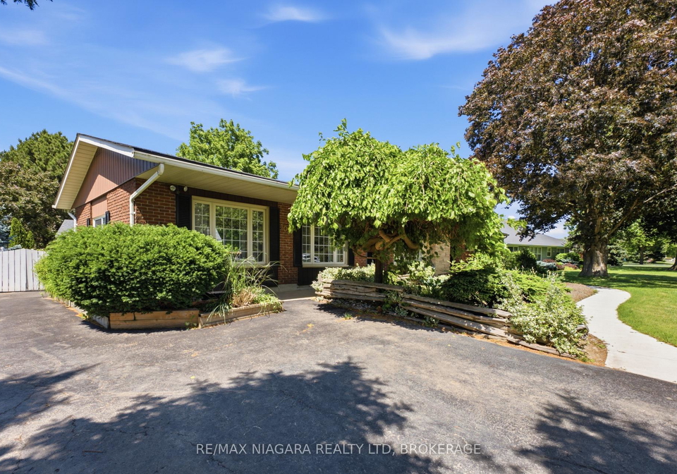 1042-lakeshore-road-w-st-catharines-ontario-x13488554