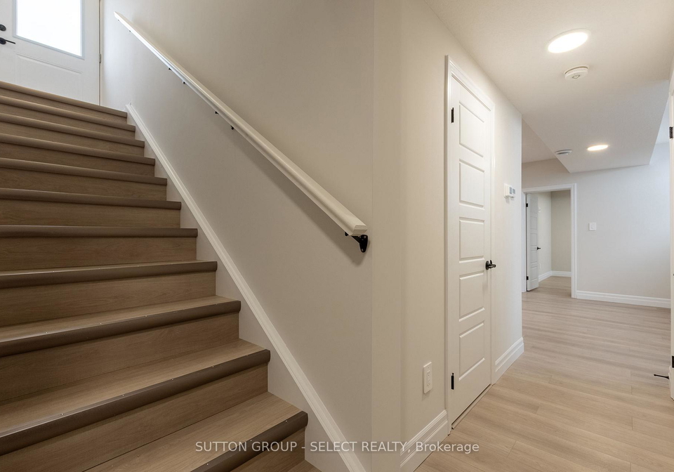 6437-heathwoods-avenue-london-south-ontario-x13488596