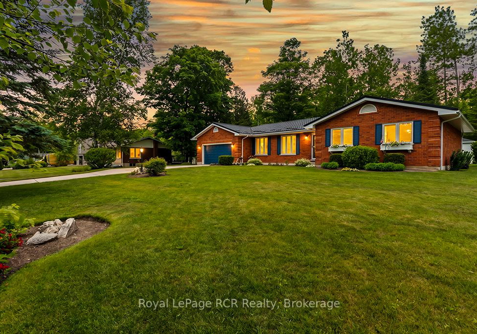25-graham-crescent-n-south-bruce-peninsula-ontario-x13488620