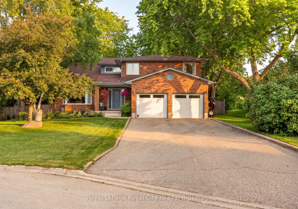 9-darren-place-guelpheramosa-ontario-x13488690