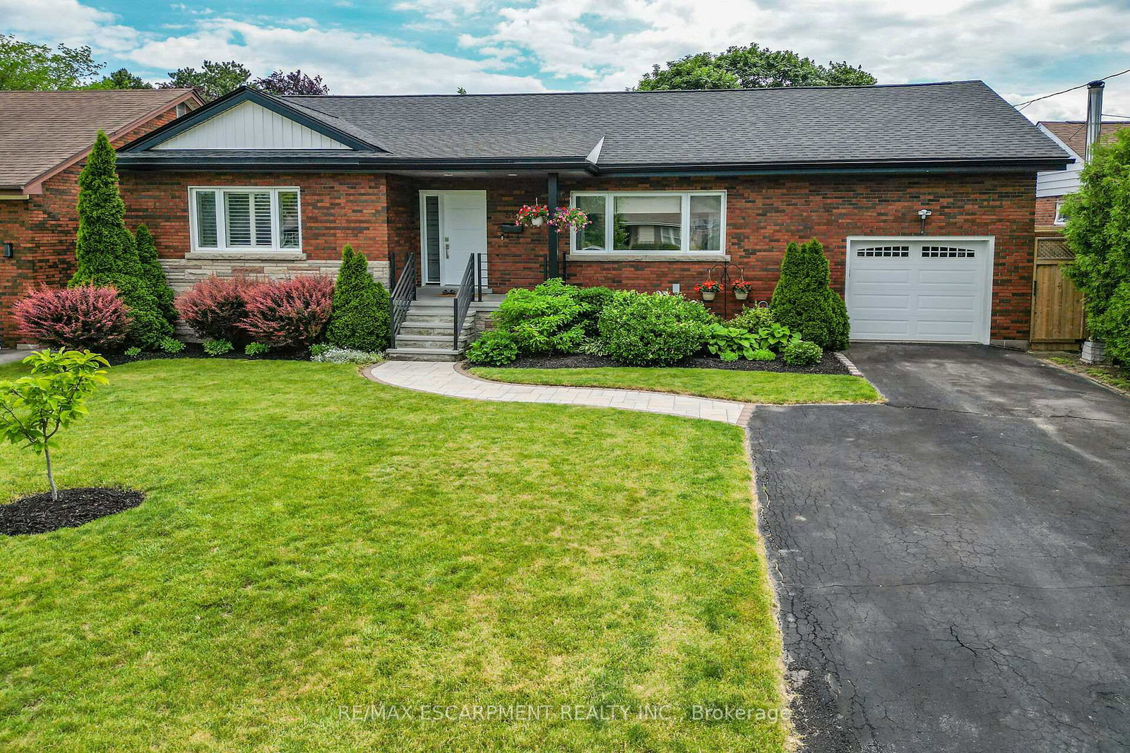 55-glenview-drive-hamilton-ontario-x13488786