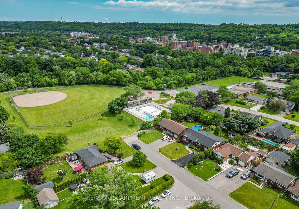 55-glenview-drive-hamilton-ontario-x13488786