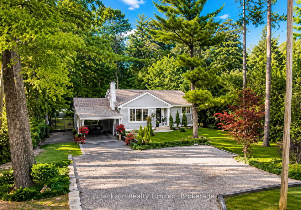 285-ontario-street-lambton-shores-ontario-x13488902