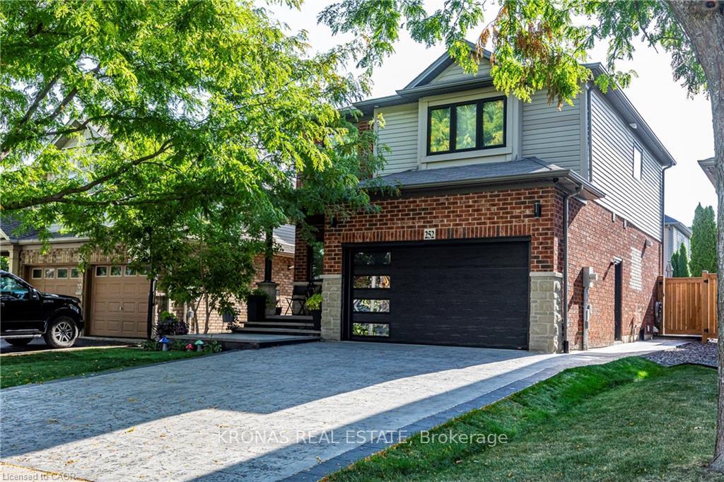 252-upper-mount-albion-road-hamilton-ontario-x13488988