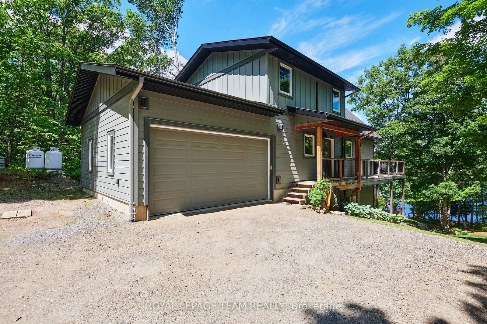 536-elsie-lane-greater-madawaska-ontario-x13489000
