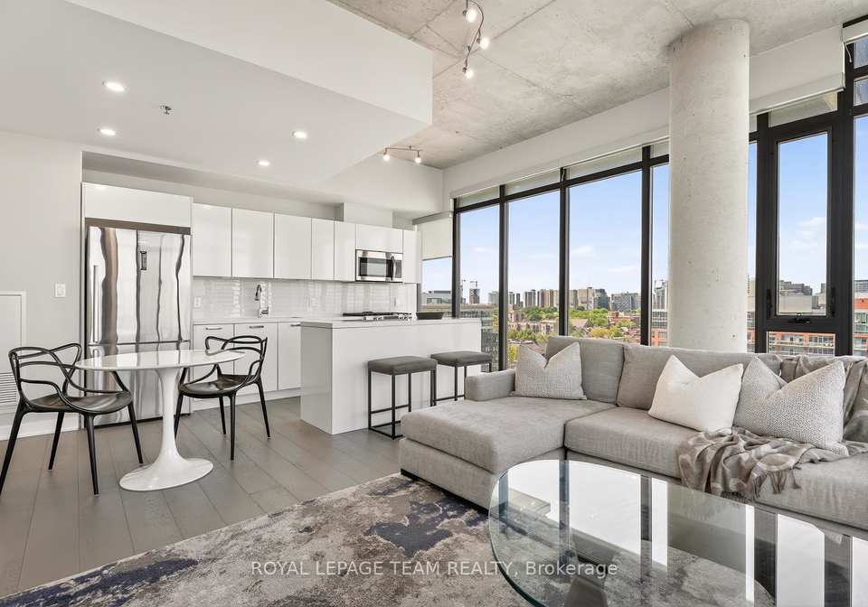 203-catherine-street-ottawa-ontario-x13489070