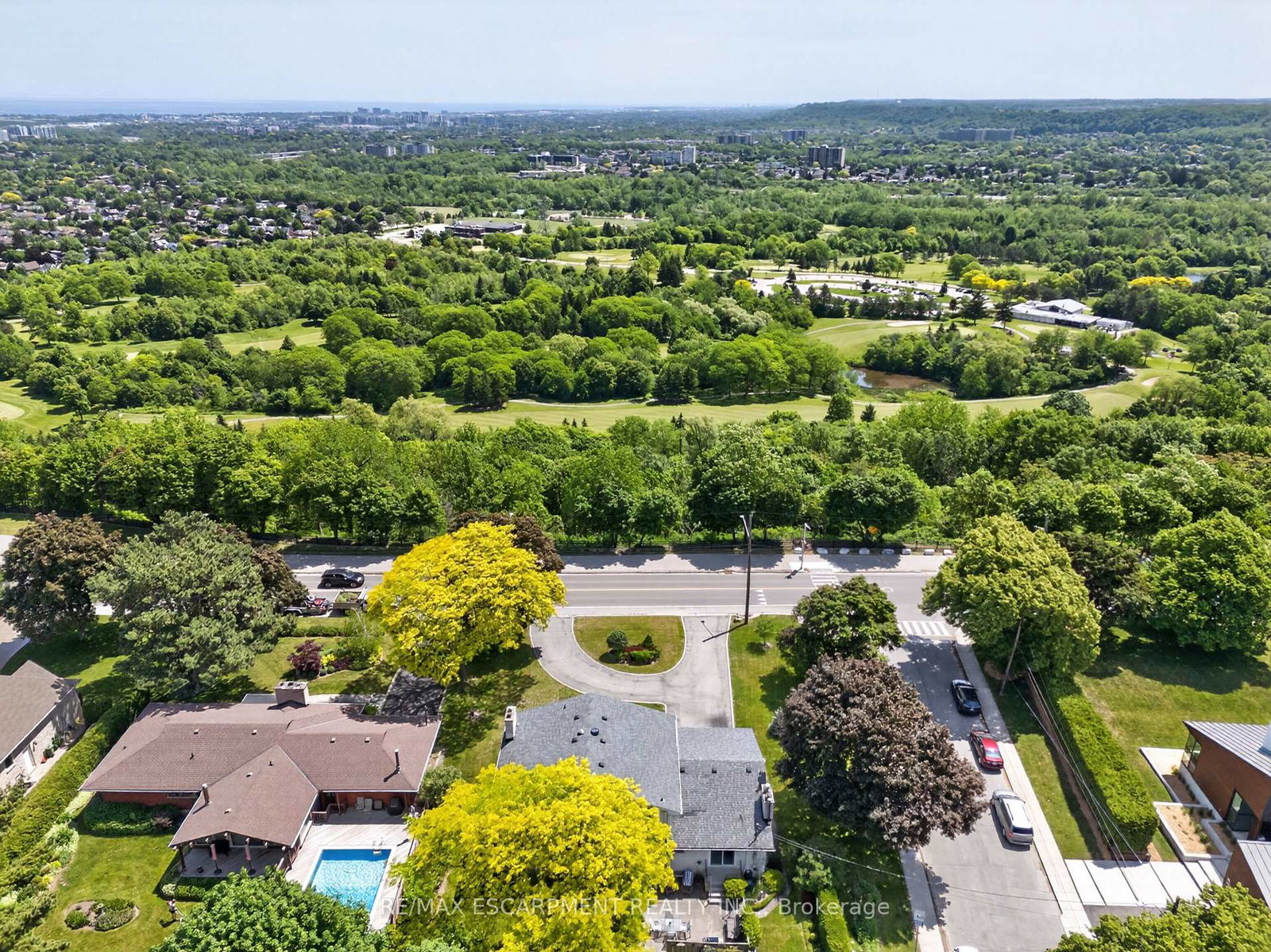 564-mountain-brow-boulevard-hamilton-ontario-x13489210