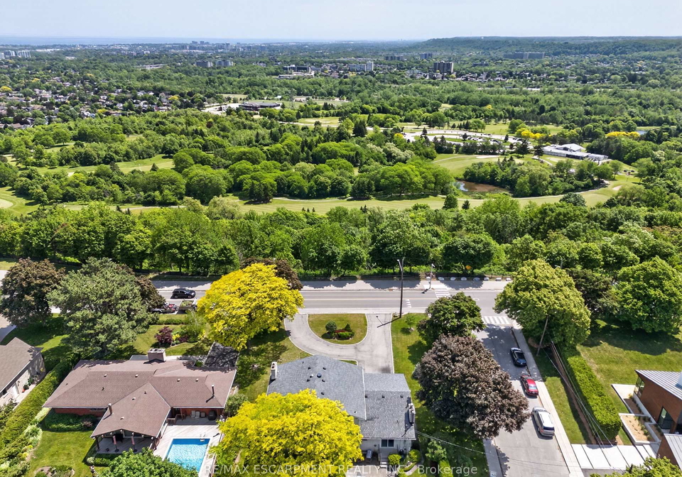564-mountain-brow-boulevard-hamilton-ontario-x13489210