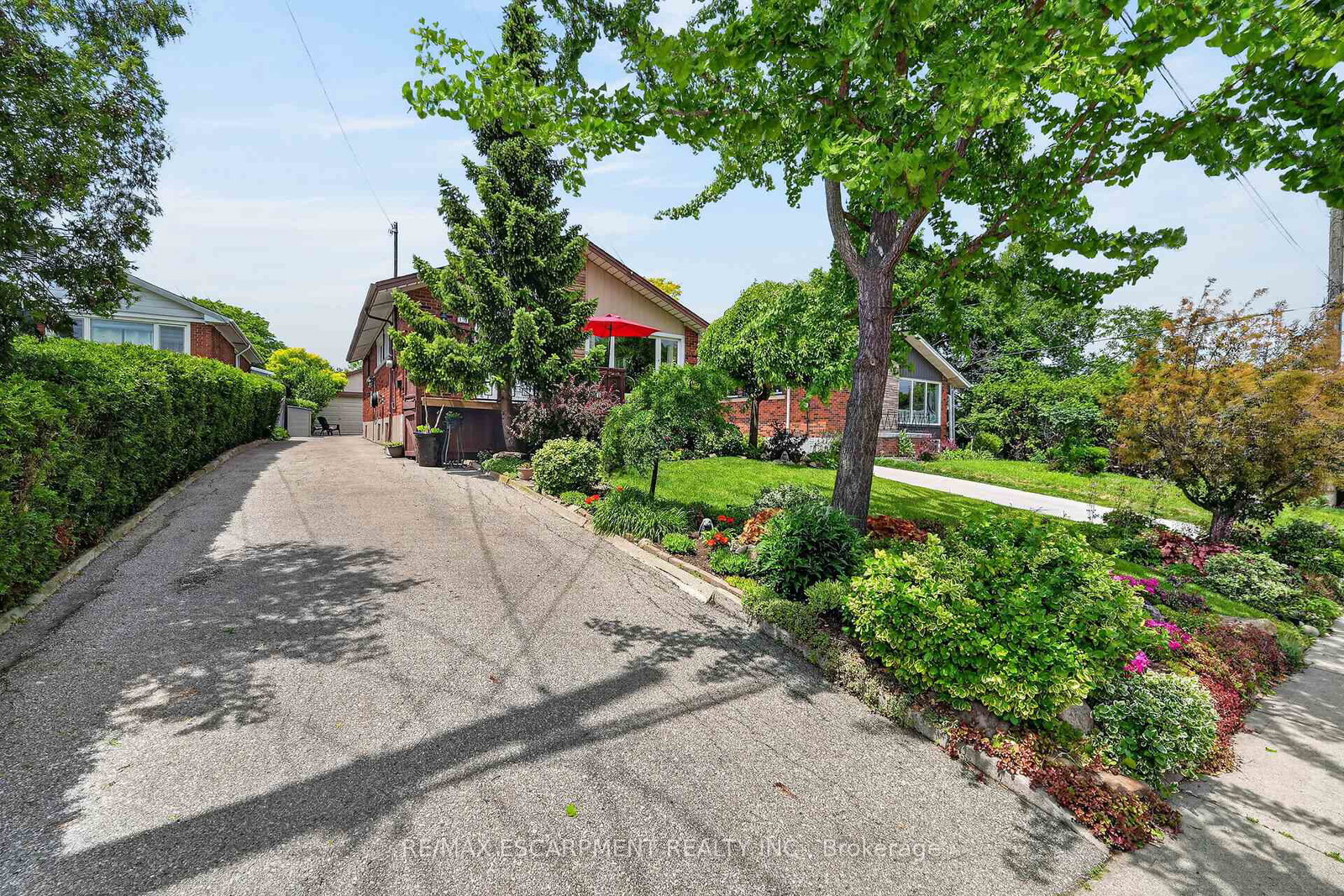10-helga-court-hamilton-ontario-x13489230
