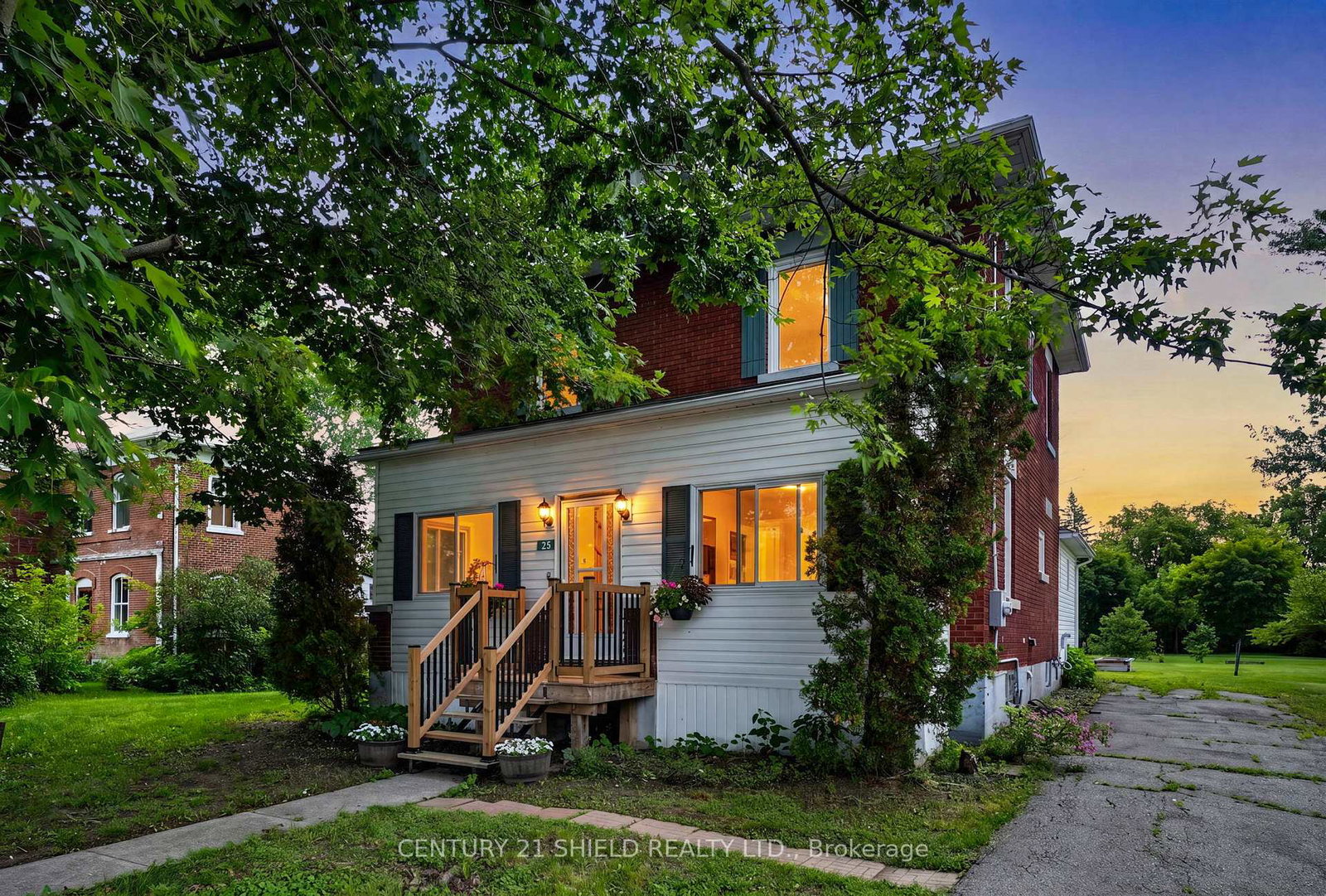 25-front-street-north-stormont-ontario-x13489244