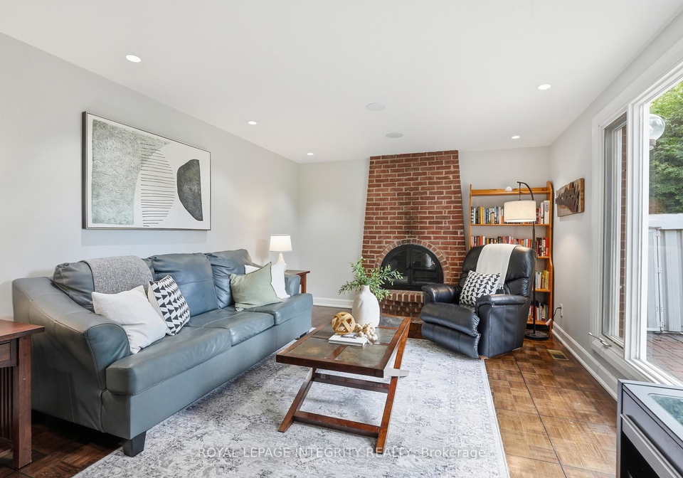 6-woodview-crescent-ottawa-ontario-x13489264
