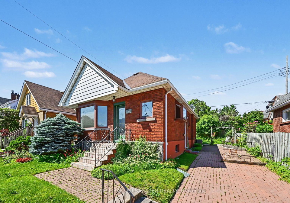 238-fairmont-avenue-ottawa-ontario-x13489290