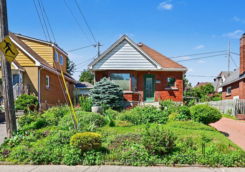 238-fairmont-avenue-ottawa-ontario-x13489290