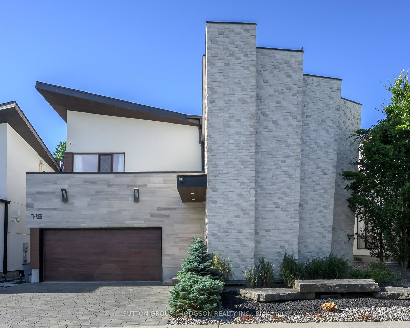1452-byron-baseline-road-london-south-ontario-x13489462